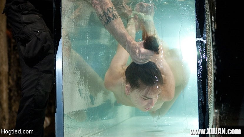 Juliette March in tight rope bondage gets a brutal water treatme - Photo #1312236