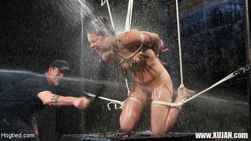 Juliette March in tight rope bondage gets a brutal water treatme - Photo #1312244