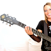 Rock n Roll Groupie Alexis May Double Penetrated by the Band Backstage