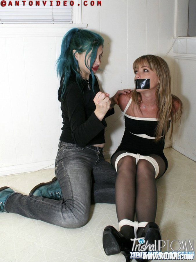 Kinky Trisha Uptown gets tied up by a nasty Chick - Photo #1316760