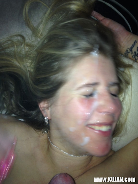 CUM tsatskvats nkarner - Photo #1317983