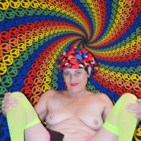 Hippy Hippy Shake That Naked Body