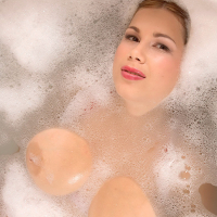 Terry Nova washing her massive natural boobs in bath