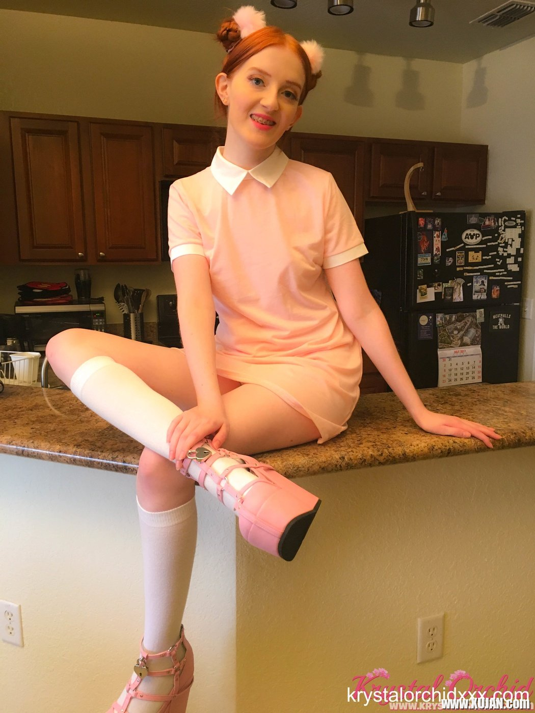 Nothing makes Cherry Fae happier than masturbating with a toy - Photo #1347333