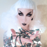 Alt Girl Razor Candi posing naked on Christmas Day