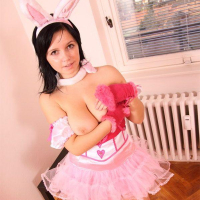 Pictures of Busty Ellen being your fuckbunny