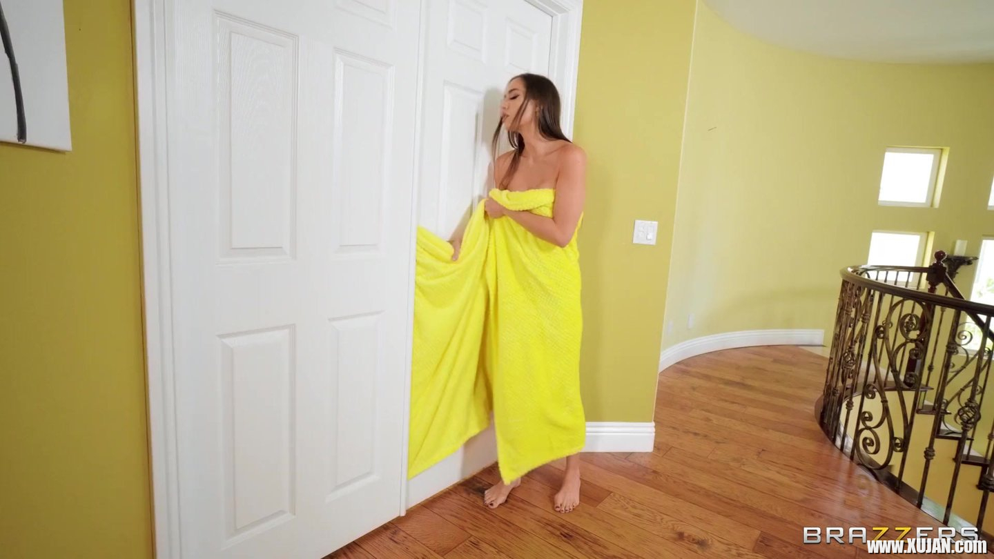 Beautiful lady Desiree Night being caught naked then shagged hard - Photo #1364664