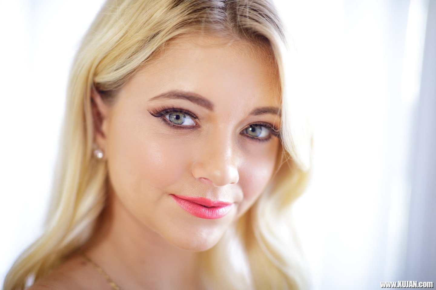 Stunning petite teen babe Riley Star loves to get fucked by BBC - Photo #1365817