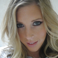 Young blonde Samantha Saint taking nude selfies in the bathroom