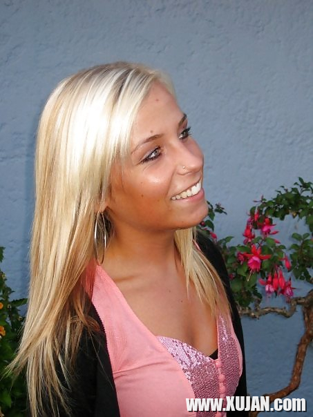 My beautiful daughters friend Maria - Photo #1380458