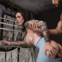 Tattooed brunette girl Keisha Grey mounts her asshole on a big schlong