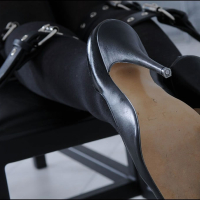 Restrained mature lady sonia on a spanking bench