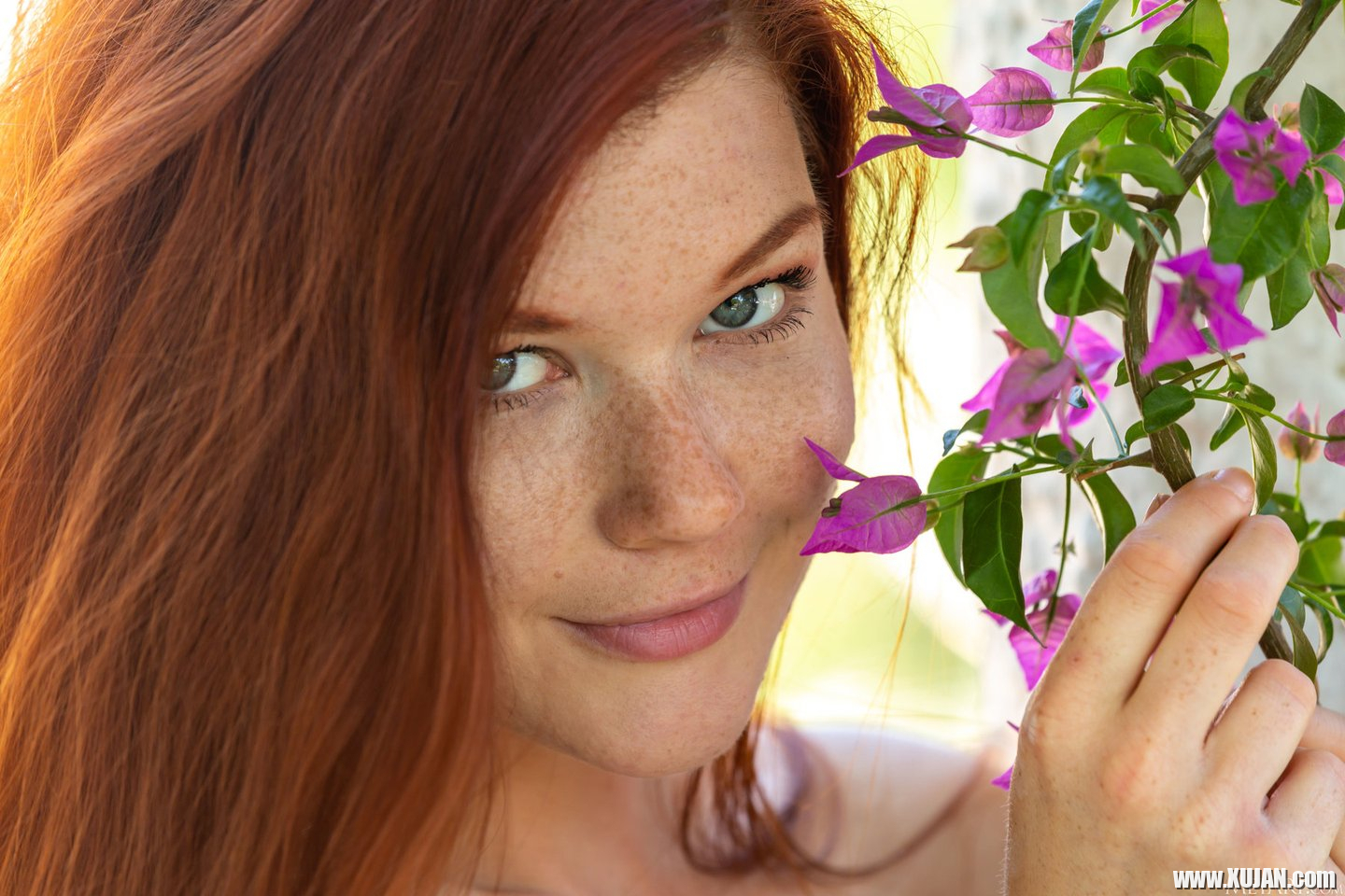 Redhead babe Mia Sollis shows us her hot pale body - Photo #1399437