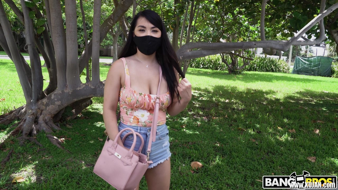 Asian teen Mina Moon gets picked up and banged - Photo #1401954