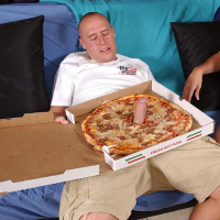 Mature bombshell Rachel Rivers jerks and fucks a pizzaguys huge dick