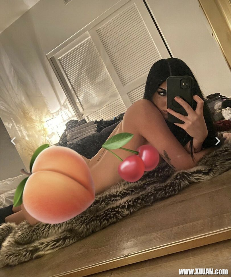 Taylor Nicole Chambers nude - Photo #1407555