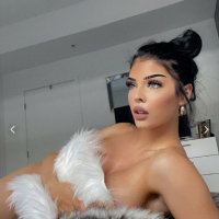 Taylor Nicole Chambers nude