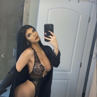 Taylor Nicole Chambers nude