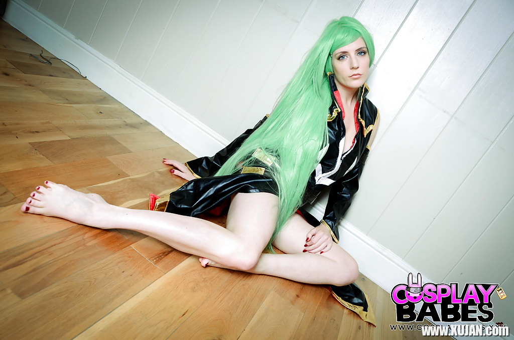 Cosplay photo gallery featuring Euro fetish babe Samantha Bentley - Photo #1410888