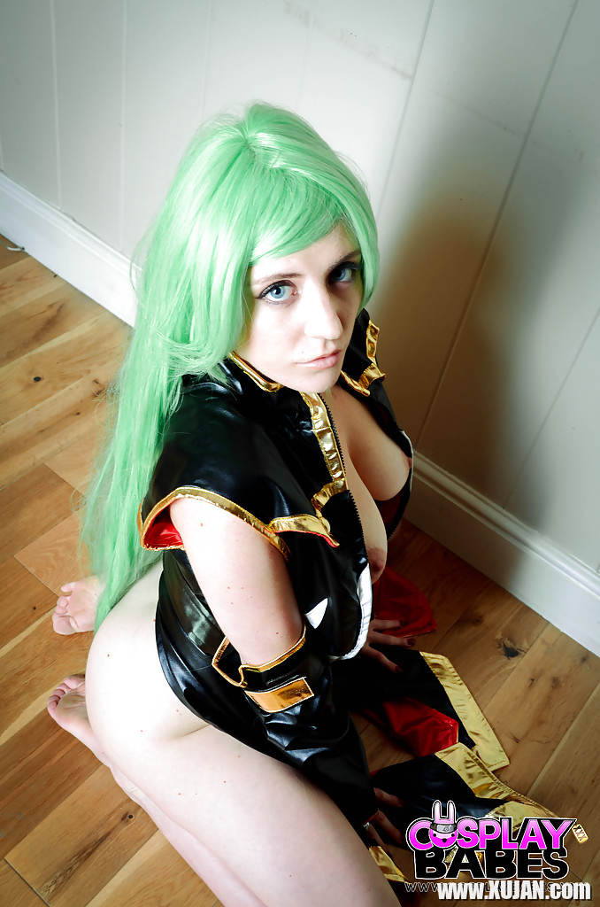Cosplay photo gallery featuring Euro fetish babe Samantha Bentley - Photo #1410900