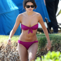 Selena Gomez showing sexy bikini body and making love with boyfriend on beach