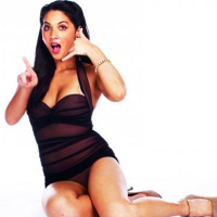 Olivia Munn nice boob cleavage in white bra