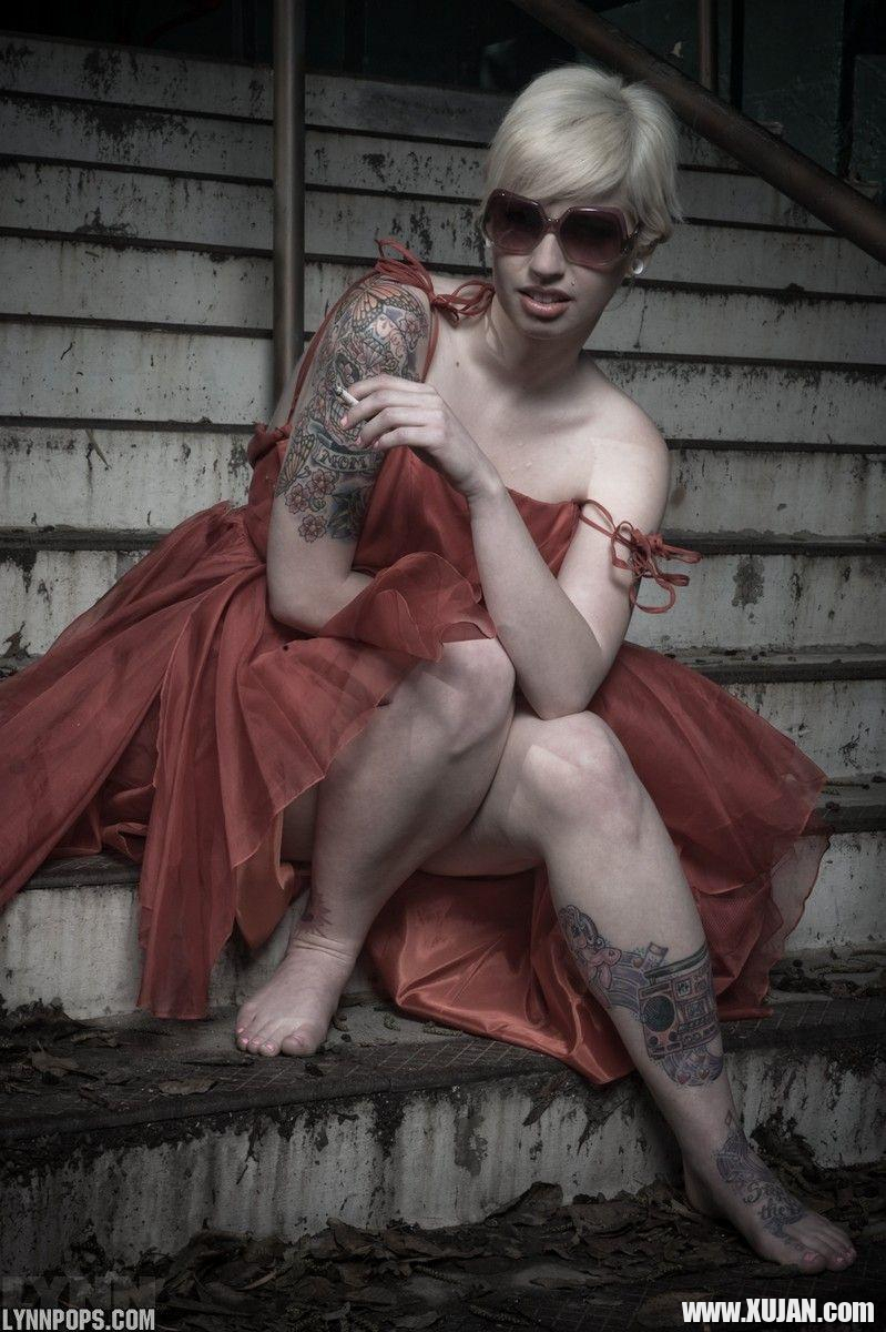 Pictures of Lynn Pops teasing in her dress - Photo #1425898