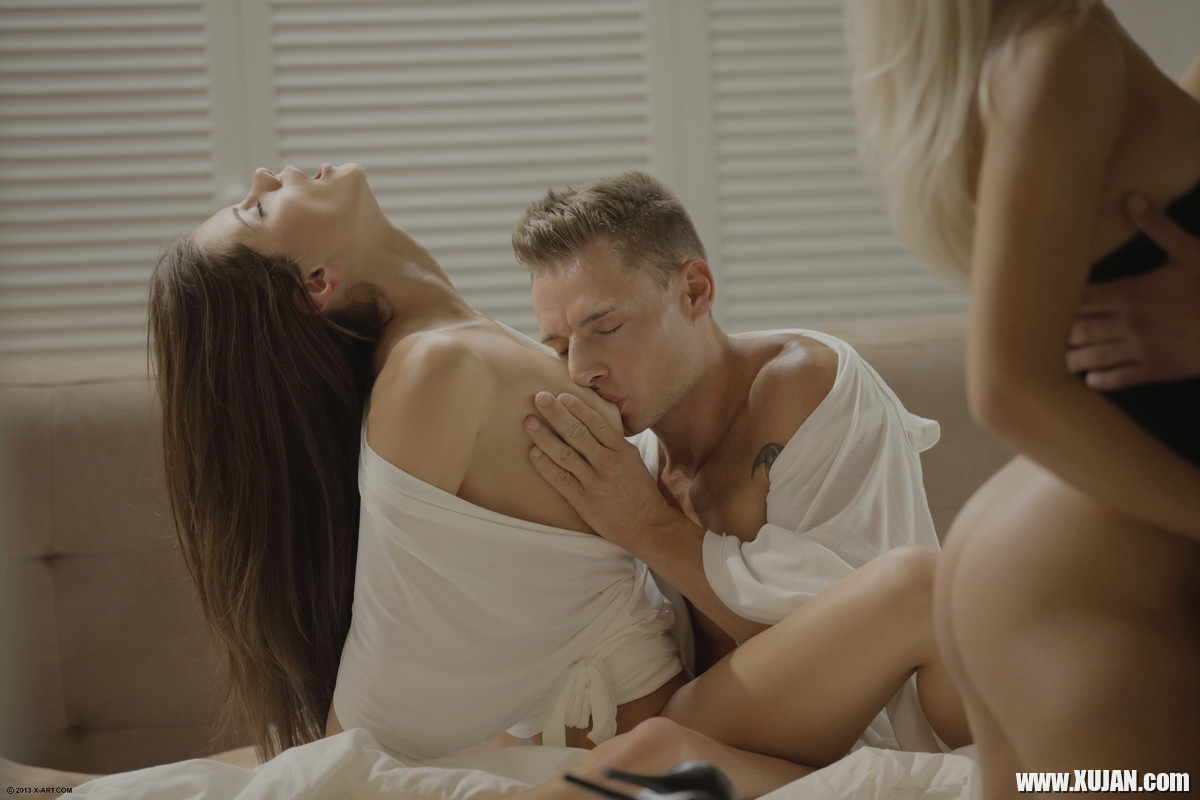 Little Caprice fucked in her first threesome sex - Photo #1435349