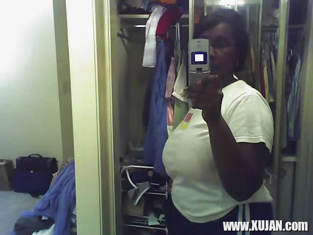 DooDoo Breath Nicole - Photo #1442557