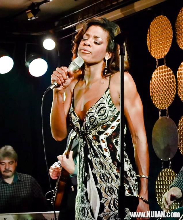 Lets Jerk Off Over Nicole Henry Jazz Singer - Photo #1442658
