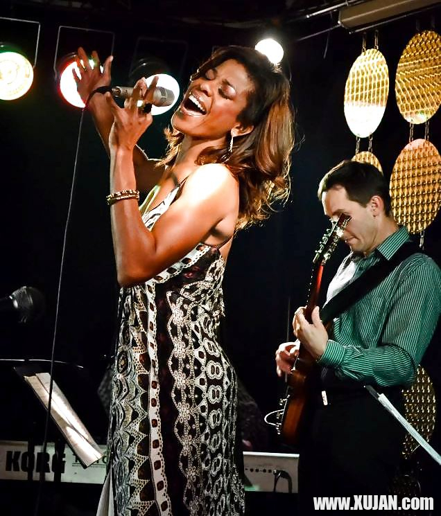 Lets Jerk Off Over Nicole Henry Jazz Singer - Photo #1442659
