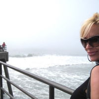 Spend some time behind the scenes with beautiful busty blonde Rachel Aziani G