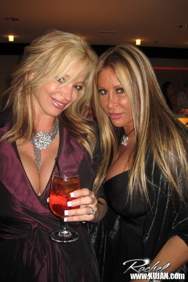 Spend some time behind the scenes with beautiful busty blonde Rachel Aziani G - Photo #1444528