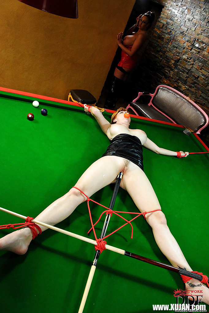Busty MILF in glasses Emma Butt dominates Tarra White in the pool hall - Photo #1447834