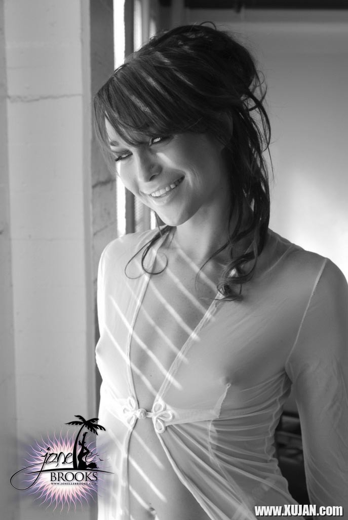 Hot tranny Jonelle Brooks in a beautiful BW pictorial - Photo #1460209