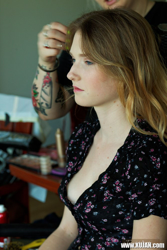 Go behind the scenes with teenage pornstar Ashley Lane - Photo #1464452