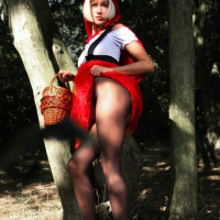 Kinky Red Hat blonde Lily Wow in sexy black pantyhose