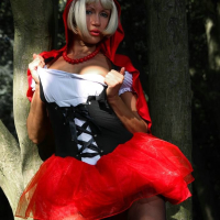 Kinky Red Hat blonde Lily Wow in sexy black pantyhose