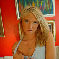 Spring Thomas shows her Boobs and wet Pussy