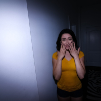 Cock hungry stepsister Mandy Muse spreads wide for deep dicking
