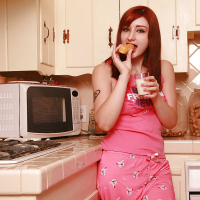 Redhead babe Violet Monroe is definitely one of the sexiest creatures