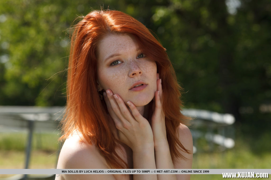 Natural redhead Mia Sollis outdoors in bare feet airing nude tits and pussy - Photo #1496607
