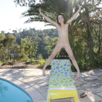 Britney Blue gets totally naked and toys her beautiful pussy