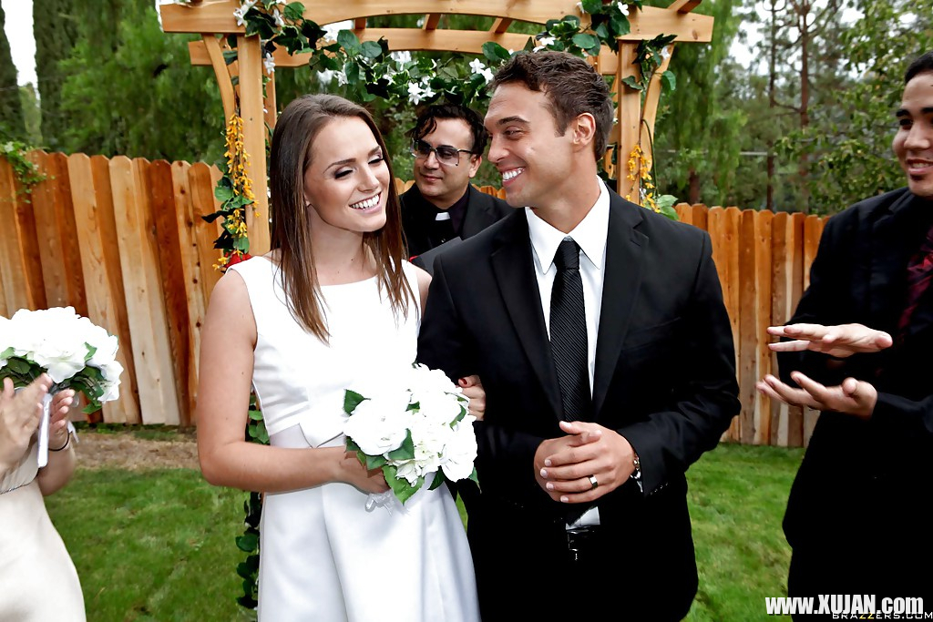 Newly wed wife Tori Black spends night fucking hardcore - Photo #1512610
