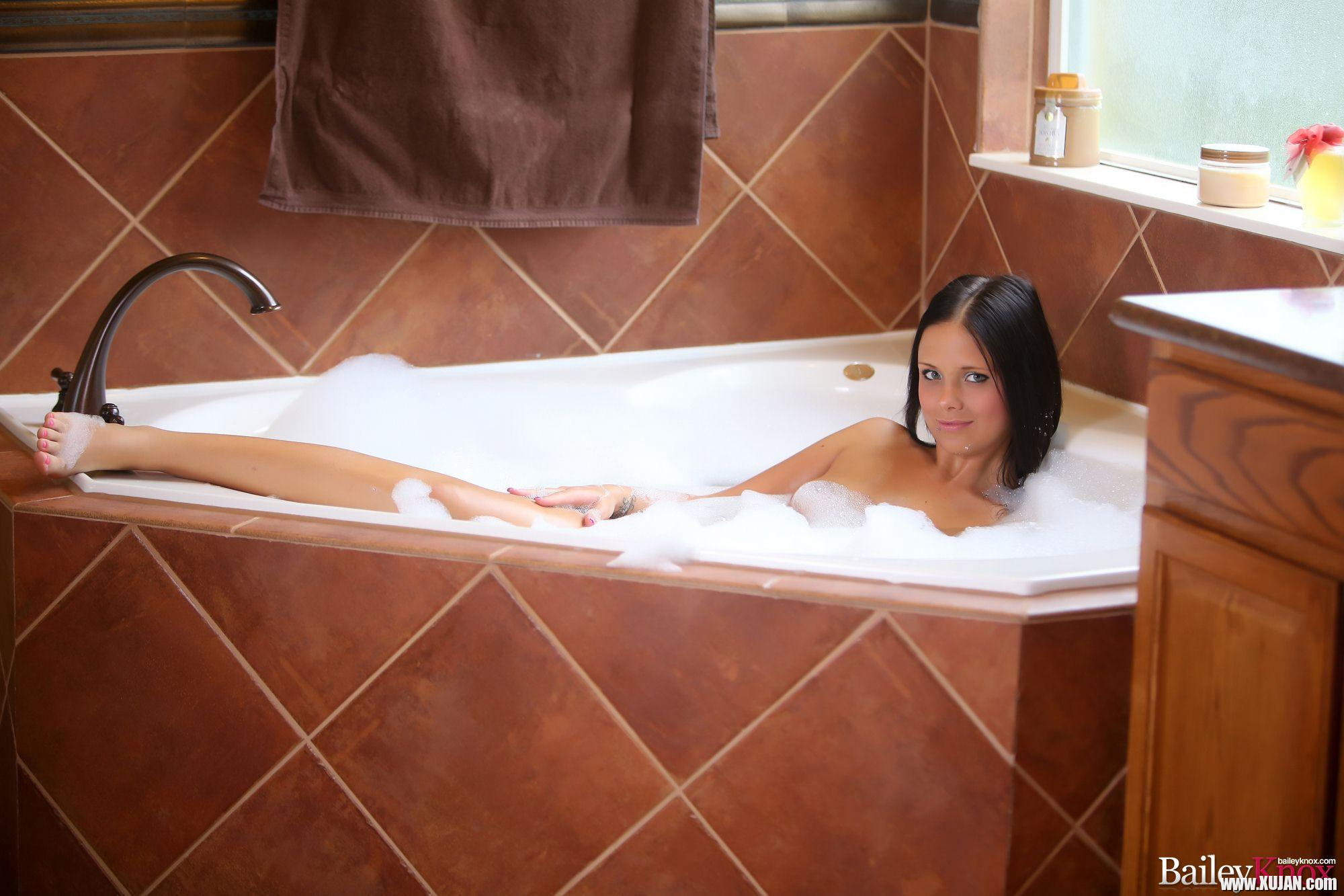 Bailey Knox invites you to take a steamy hot bath with her - Photo #1526226