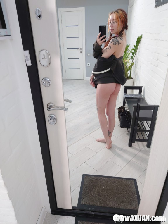 Petite cutie with small tits takes selfies - Photo #1536135