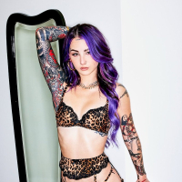 Kinky tattooed chick Valerica Steele cums hard with black dick deep in twat