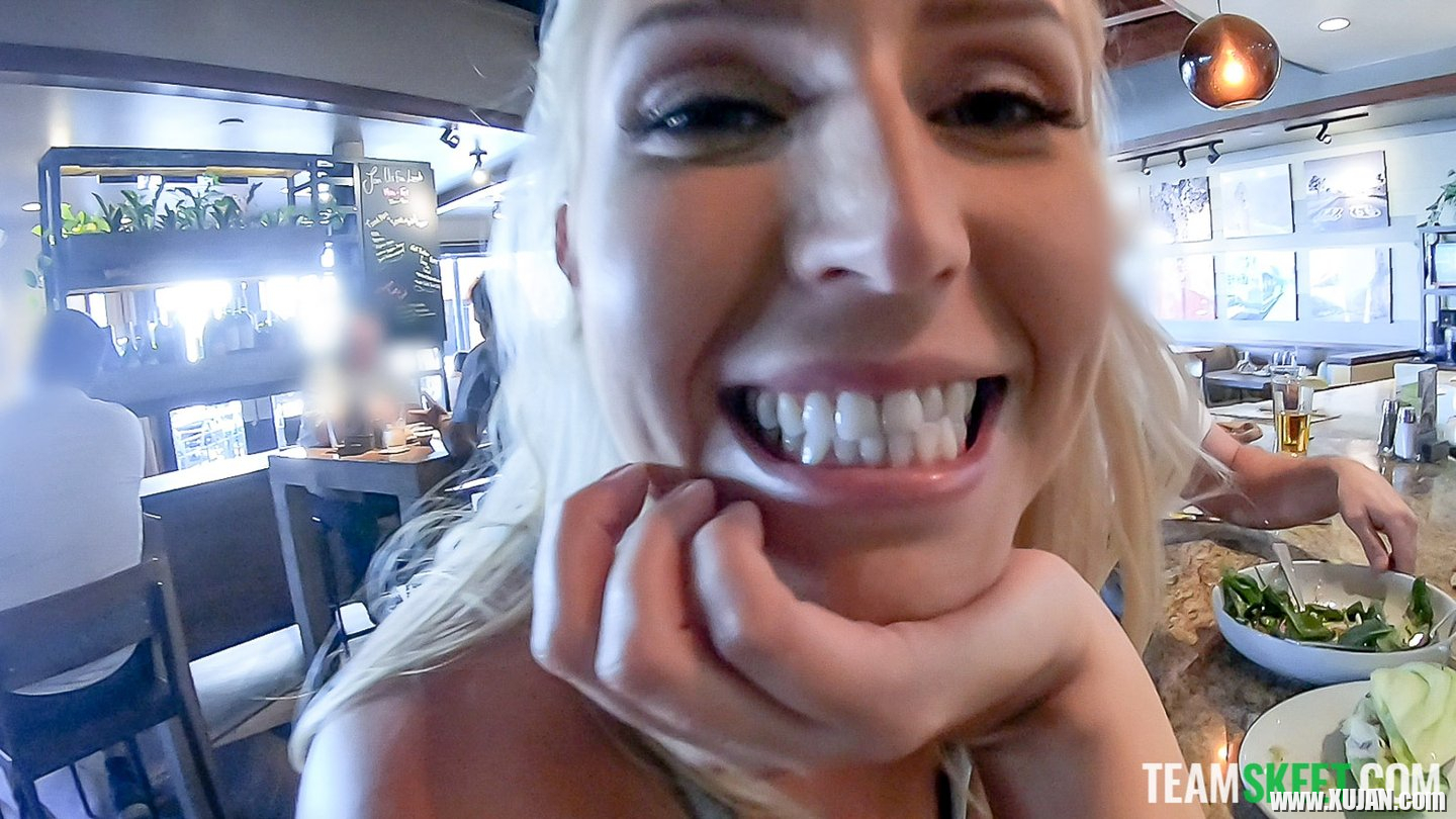 Busty blonde babe Vanessa Cage getting banged and facialed - Photo #1543296