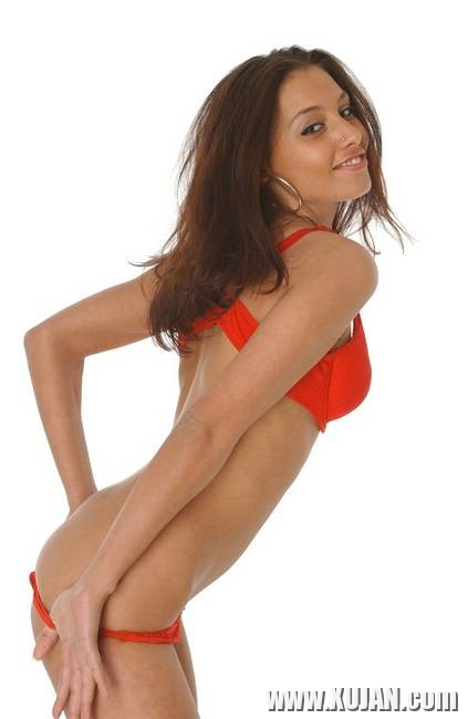 Anetta Keys posing in a red bra ampamp thong - Photo #1548186