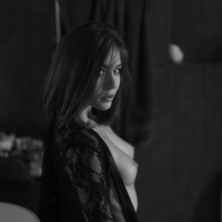 Lily Chey gets nude and reveals beautiful sexy Bod